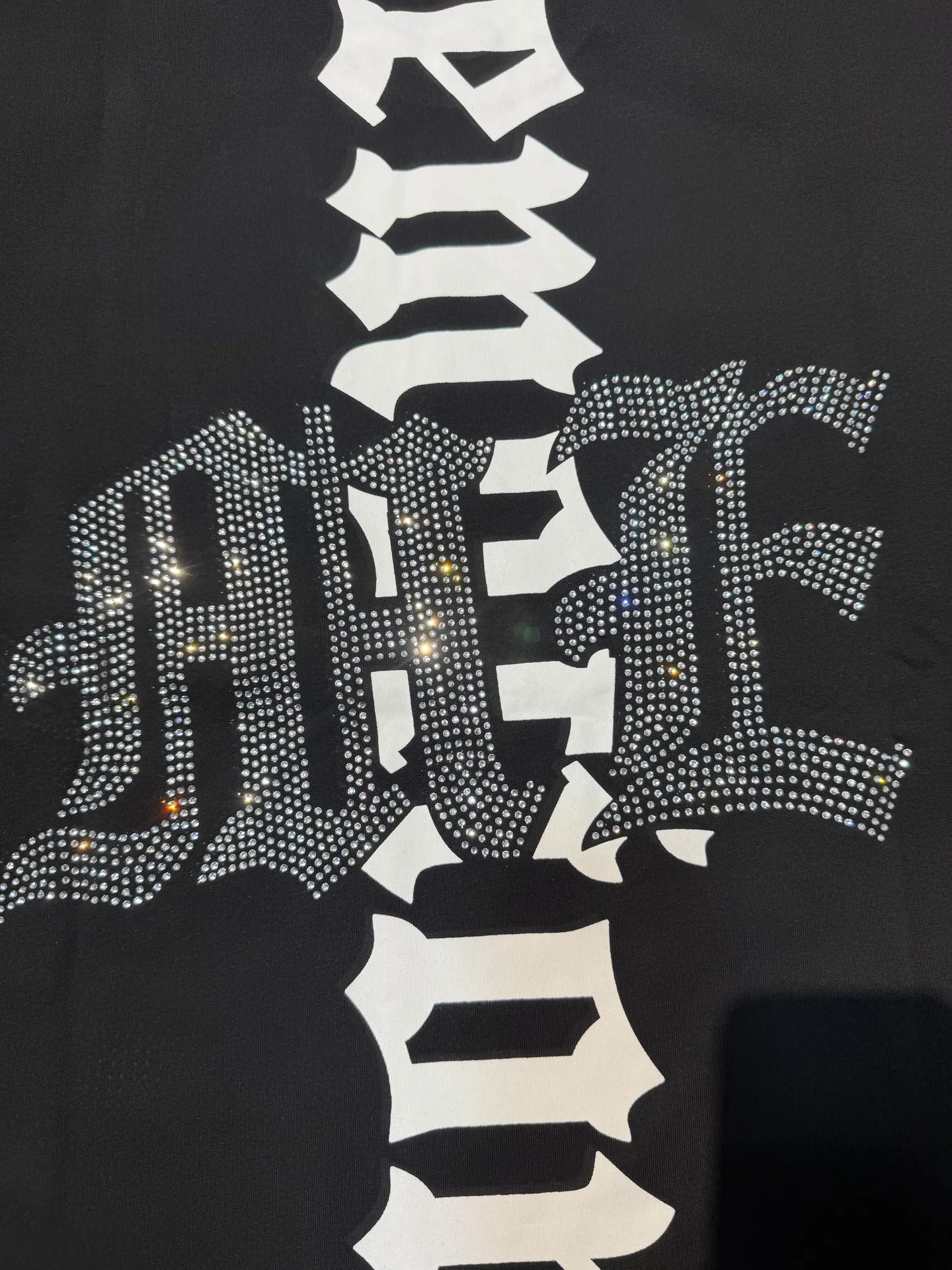 E 8116#Active Black/Anchor Red ｜ MIXED EMOTION In Stock Actual Shot (Imported Australian Diamonds) American Fashion Brand Loose Casual T-Shirt Fabric (fabric): 32 counts Weight combed double yarn pure cotton Sizes (size): S-M L